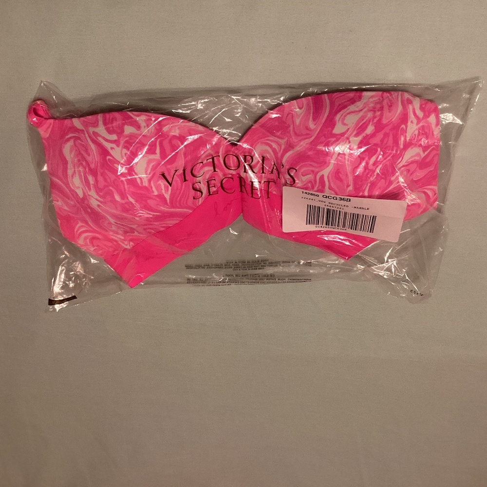 PINK Victoria’s Secret wireless bra NEW